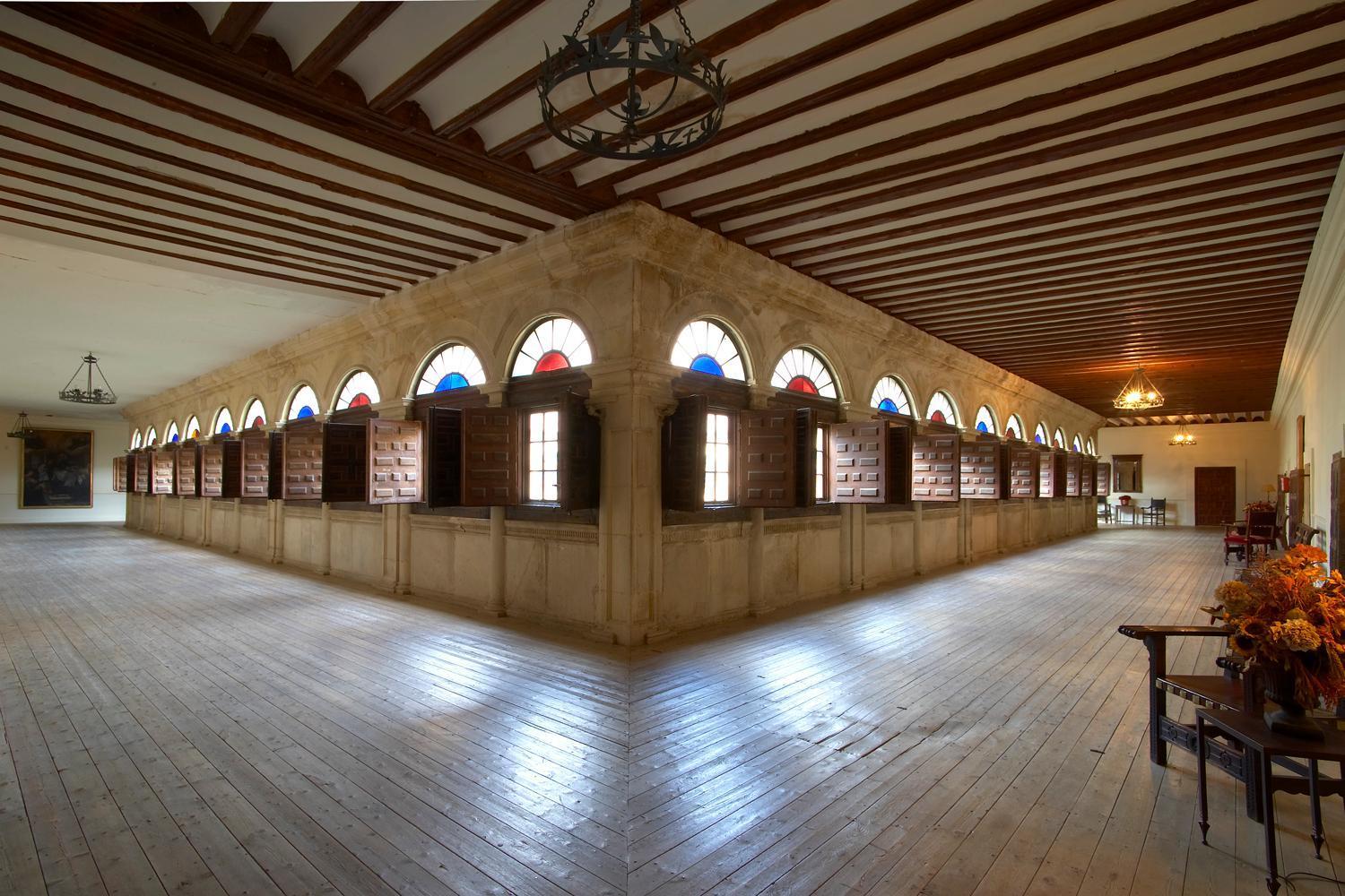 Hotel Real Monasterio De San Zoilo Carrion De Los Condes Exterior photo