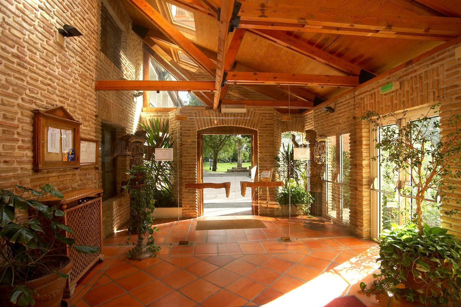 Hotel Real Monasterio De San Zoilo Carrion De Los Condes Exterior photo